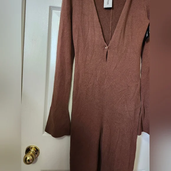 Urban Outfitters Brown Ribbed Long-Sleeve Zipper Jumpsuit - Picture 6 of 13